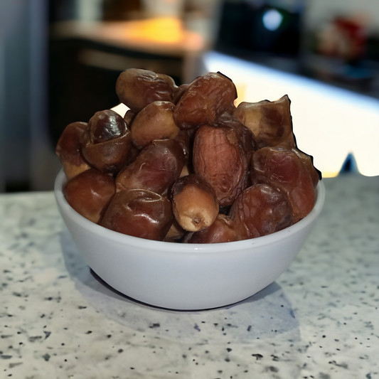 Premium Dates Irani / Delicious dry dates